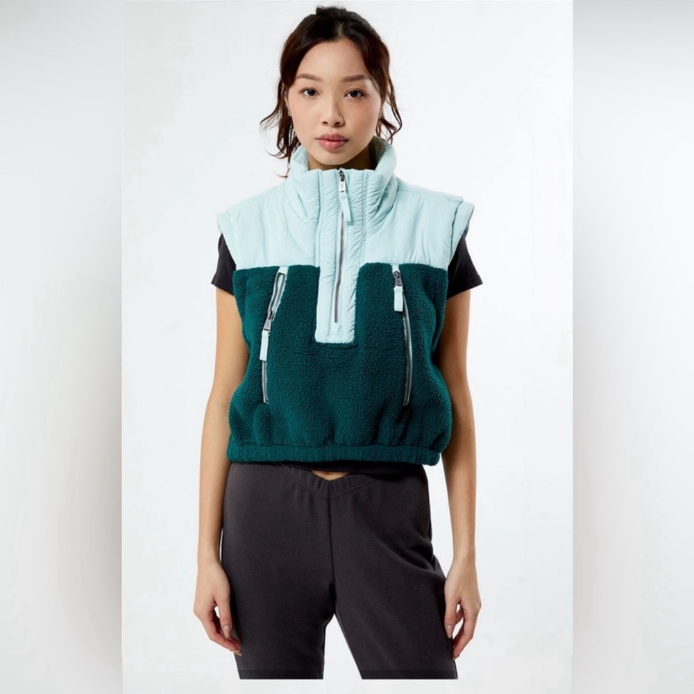 34-Free People Snow Sherpa Journey Ahead Vest